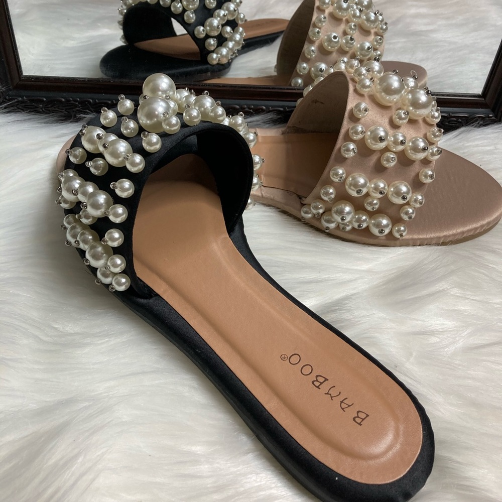 BOGO New tan flat sandals - Picture 2 of 5